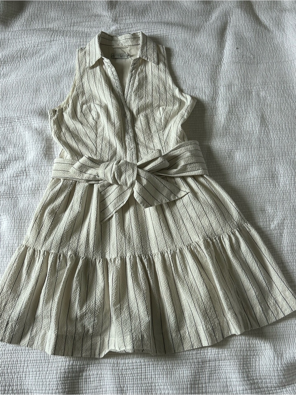 Vineyard Vines Kentucky Derby Seersucker Tiered White Pinstripe Midi Dres Sz 8 - Picture 12 of 12